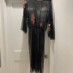 Zara Black and Red Bishop Sleeve pool/swim coverup.
